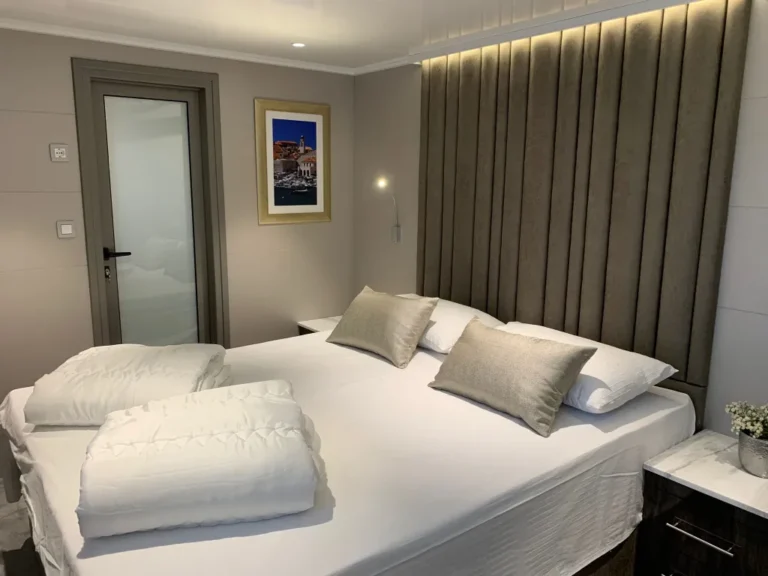 lady eleganza adriatic charter miles (12)