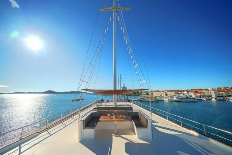 motor sailor cesarica sun shades on deck
